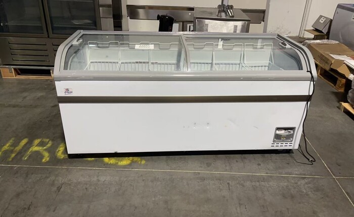 79 ins Supermarket Grocery Freezer Rental for rent in Cuney, TX