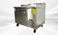 Pizza Prep Table Stainless Refrigerator Rental for rent in Pendleton, TX