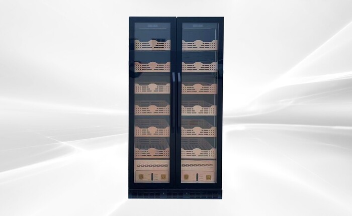 480l Double-Door Cigar Cooler Humidor Thin Refrigerator Rental for rent in Avery, TX