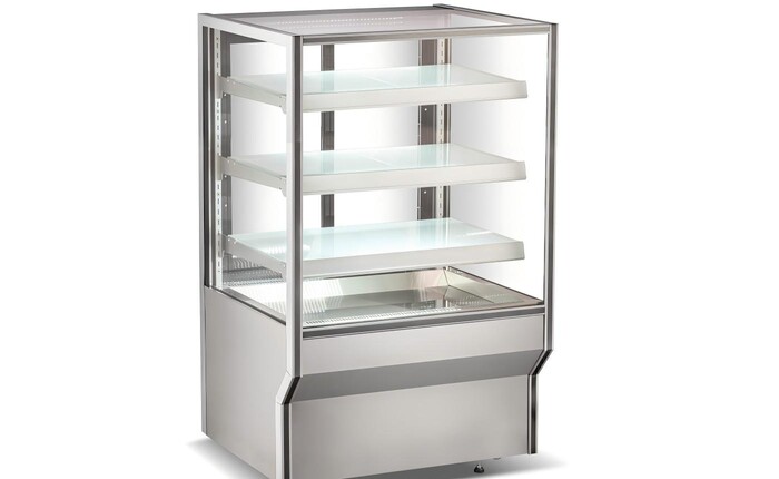 36 Ins Bakery Refrigerated Cake Showcase Rental for rent in Avery, TX