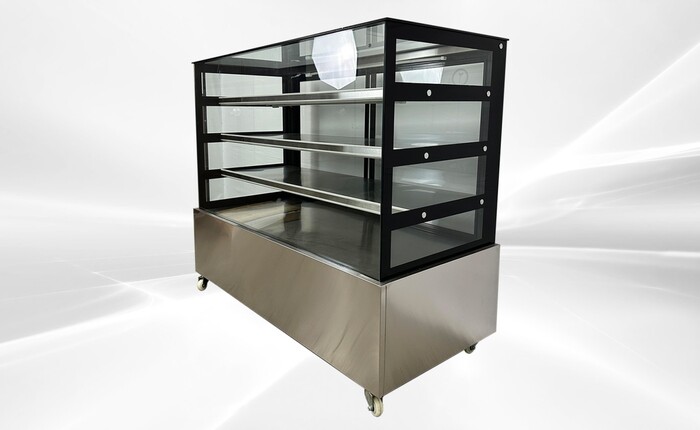 Full Size Pan Bakery Case Bakery Display Rental for rent in Ector, TX