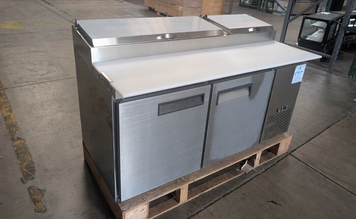 Pizza Prep Table 2 Doors Refrigerator Rental for rent in Enumclaw, WA