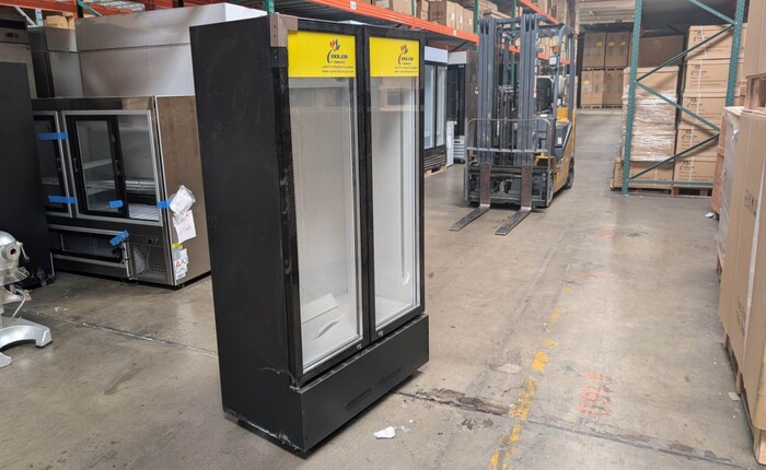 39 ins Commercial Merchandising door cooler Rental for rent in Junction, TX