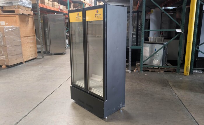 39 ins Merchandising door cooler Rental for rent in Junction, TX